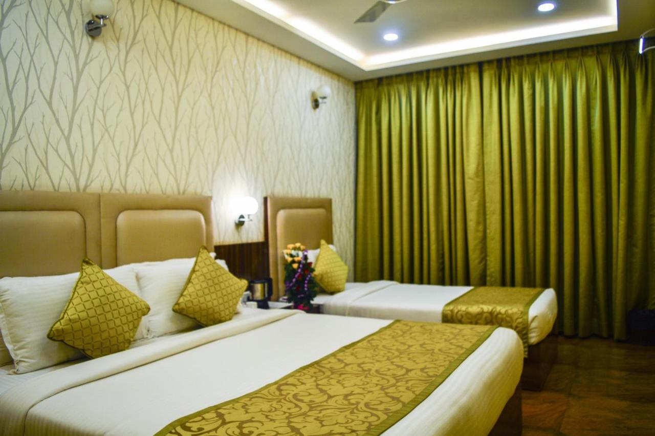 Shamrock Greens By Jardin Hotels Dharmpura Εξωτερικό φωτογραφία